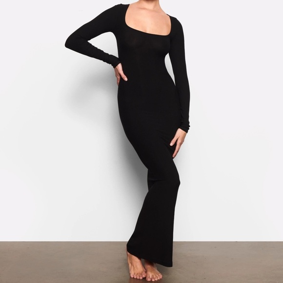 Skims Soft Lounge Long Sleeve Ribbed Maxi Dress Onyx Black Small - Picture 2 of 10
